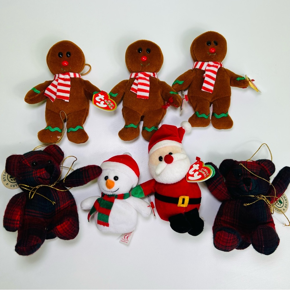 Lot of mini Christmas themed TY toys and Boyd’s Bears